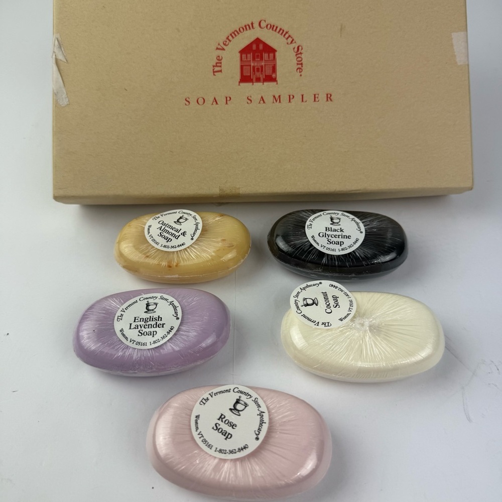 THE VERMONT COUNTRY STORE Soap Sampler 5-4.2 OZ Bars New Open Box Incomplete